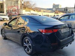 نیسان سێنترا